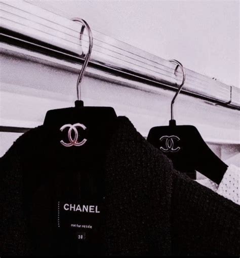 chanel black and white aesthetic.